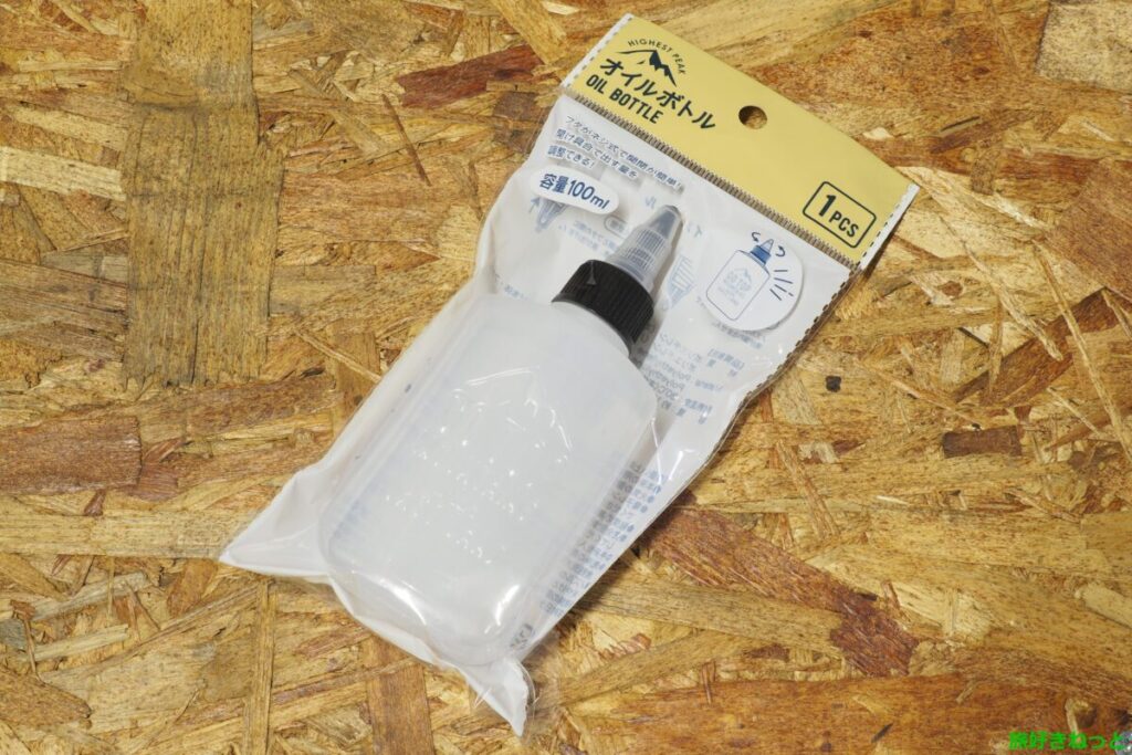 100均で見つけたエンジンオイルの携帯容器に使える便利な商品を買って使ってみた